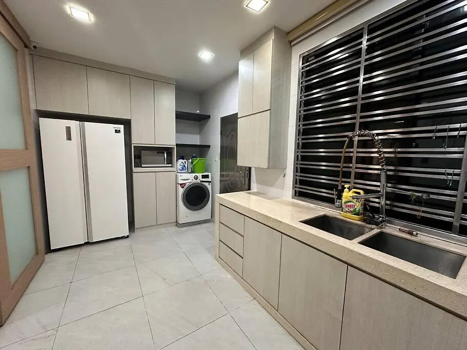 Near Ksl Bungalow Near Midvalley Bbq Karaoke Wifi 300Mbps Johor Bahru Villa